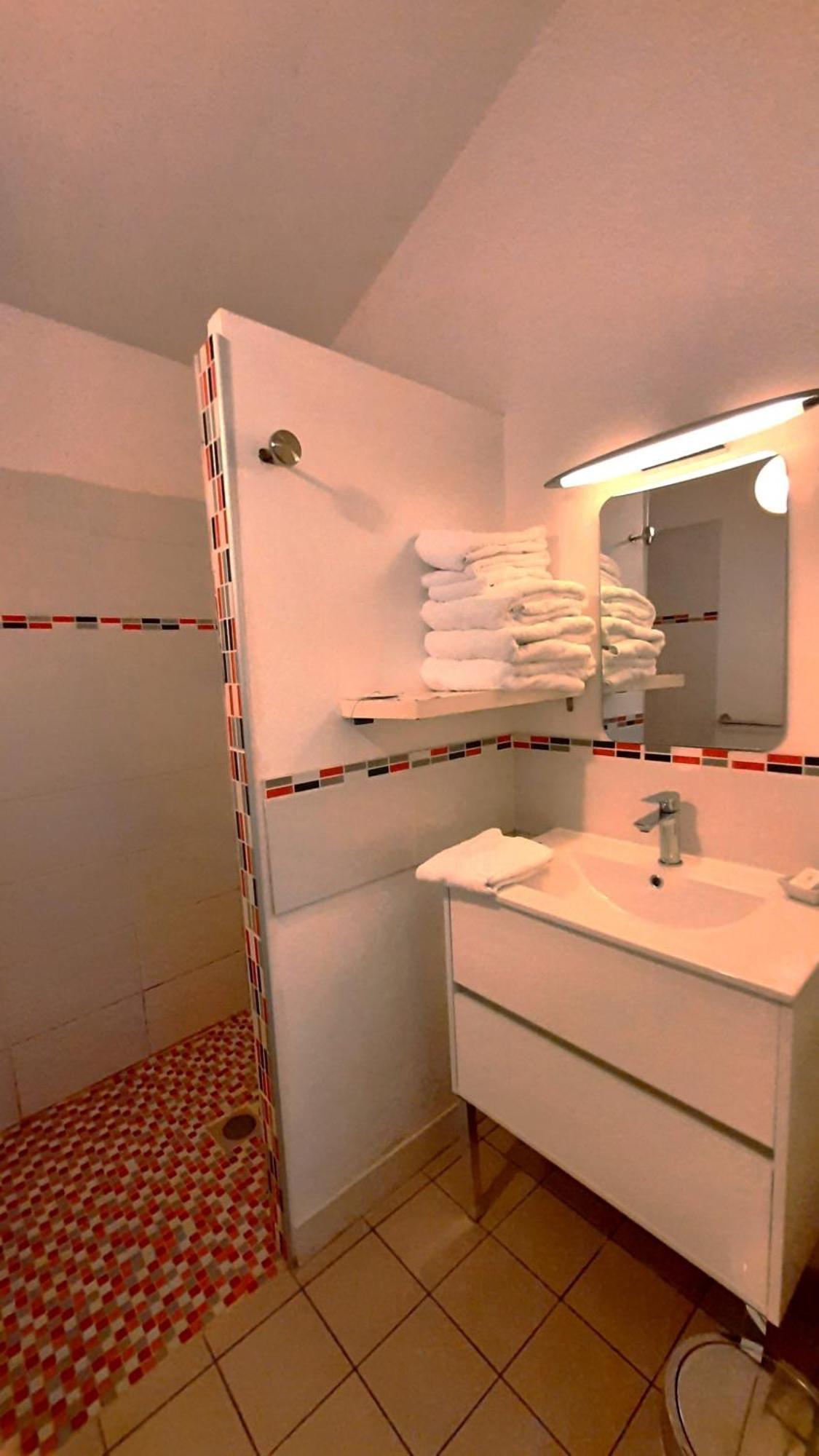La Mansarde Apartment แซงต์เตมีลียง ภายนอก รูปภาพ